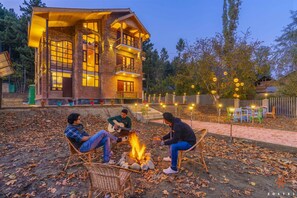 Garden - Zostel Pahalgam (Anantnag)