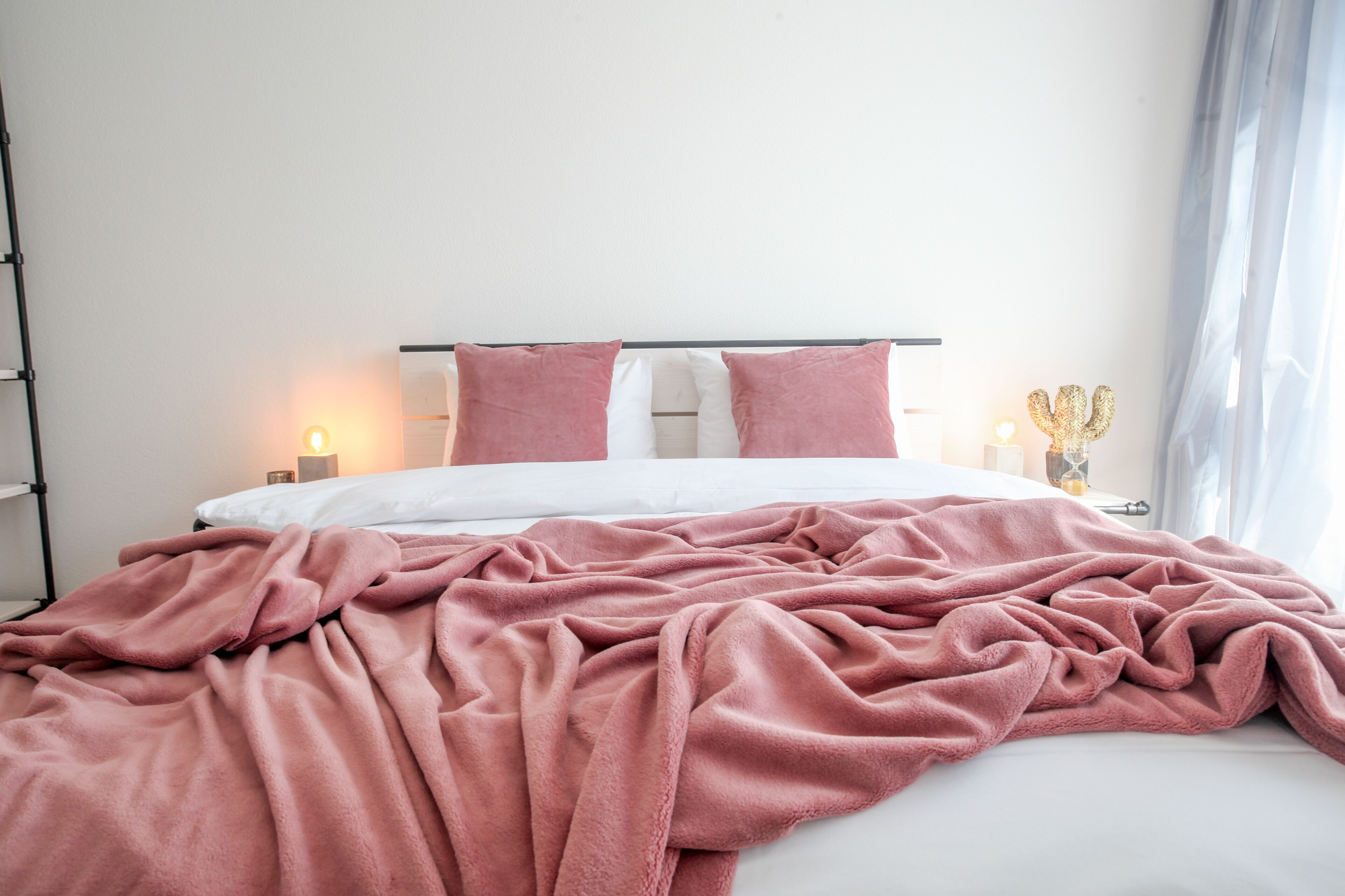 Business Apartment | Individually decorated, individually furnished, desk, laptop workspace