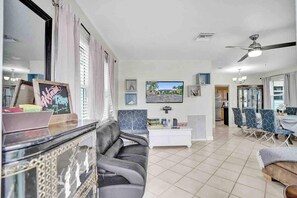 تلفزيون، مكتب