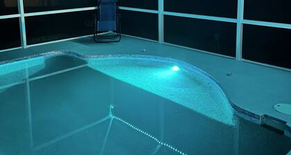 Fins Up - 3/2 Pet Friendly Pool Home Sunny SW Florida