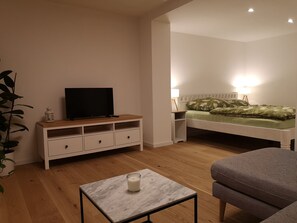 2 bedrooms, desk, iron/ironing board, travel cot