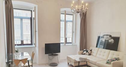 3 min. to the bars and restaurants and nearby greeny Viale XX Settembre.