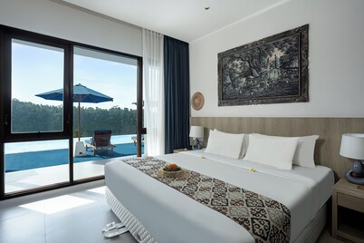 Tapa Agung View
