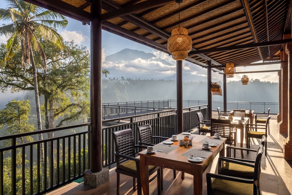 Tapa Agung View