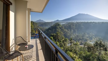 Chambre Deluxe, vue montagne (Free Afternoon Tea) | Matelas mémoire de forme, bureau, rideaux occultants