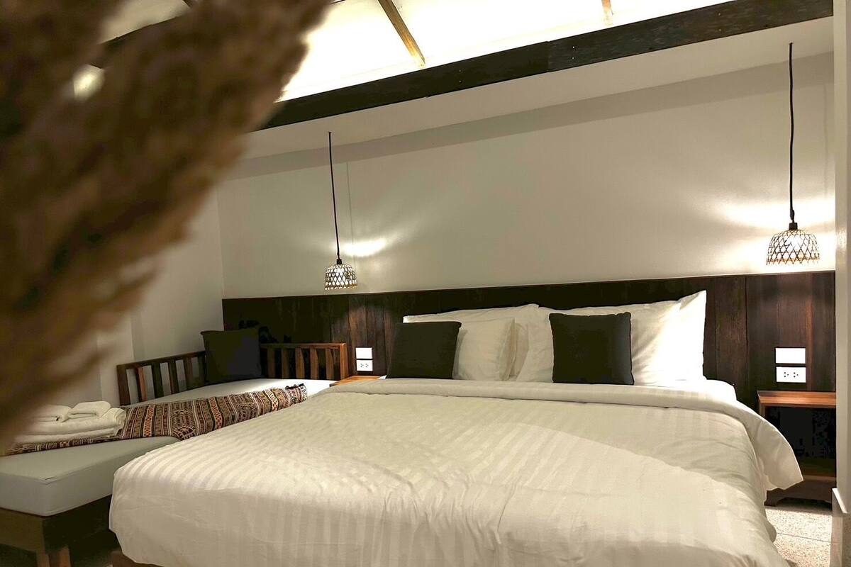 Business Room | 1 bedroom