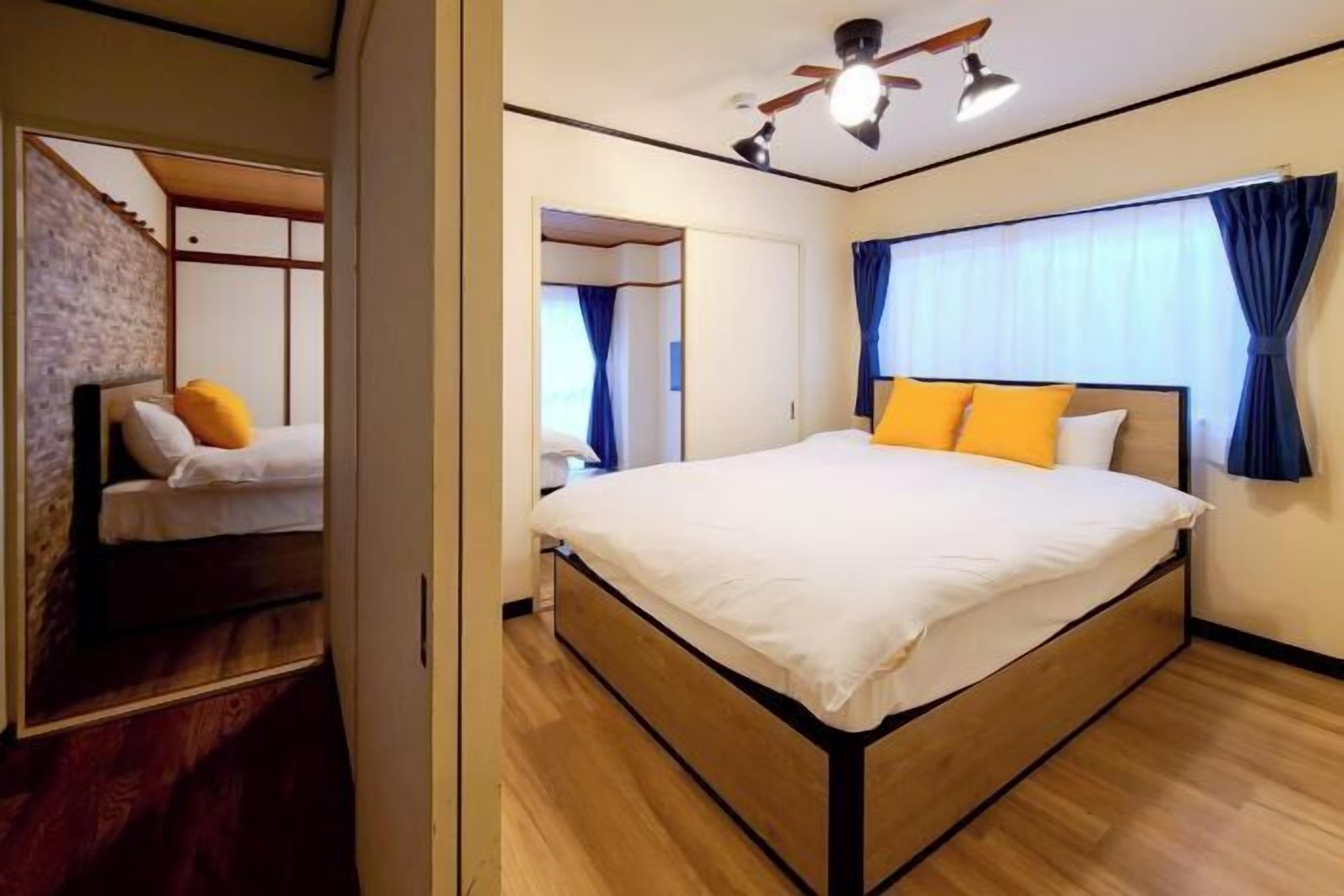 1 bedroom, blackout drapes, free WiFi