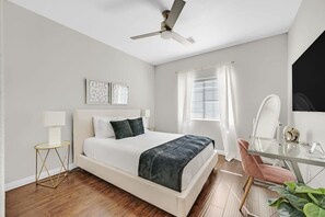 4 bedrooms, desk, iron/ironing board, travel crib