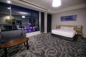 Soundproofing, iron/ironing board, free WiFi - Laten Suites Al Salim Plaza (Jeddah)