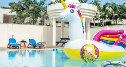 Lux Suites the Palms Apartments Nyali