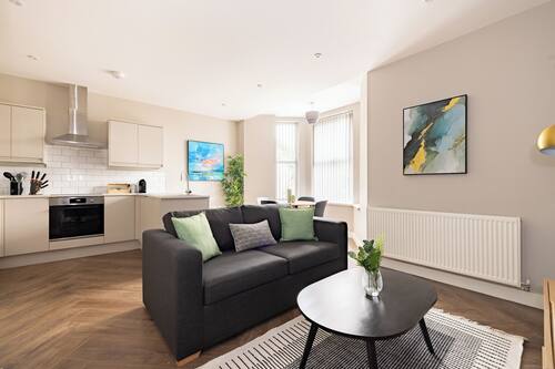 One Bedroom Apartment - Sleeps 4 | Living area