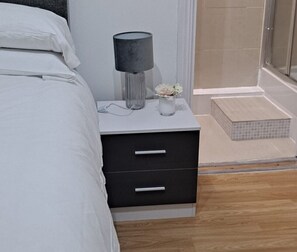 1 bedroom, iron/ironing board, free WiFi, bed sheets - Shepherd's Bush (London)