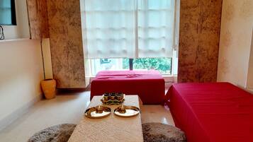 1 chambre, fer et planche à repasser, Wi-Fi, draps fournis