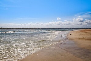 Una playa cerca