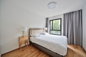 Bügeleisen/Bügelbrett, kostenloses WLAN