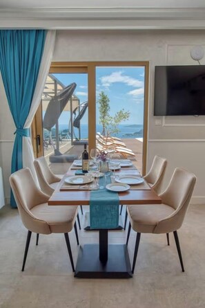 Restaurant - Quercus Residences Apartments  (Sveti Stefan)