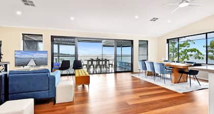 New Property Shimmer Shores Absolute Waterfront Retreat at Fishing Point, Lake Macquarie