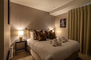 2 chambres, fer et planche à repasser, accès Internet
