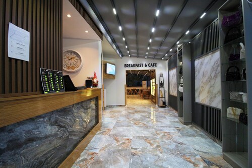Luvira Hotel 