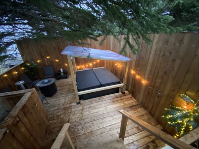 Hot tub Oasis located in Lewisporte, NL