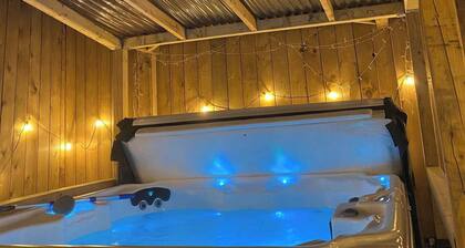 Hot tub Oasis located in Lewisporte, NL