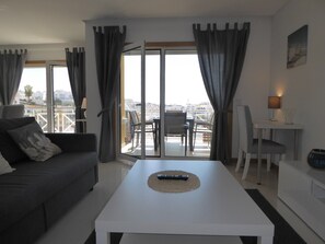 TV - Garden Hill M by Check-in Portugal (Albufeira)