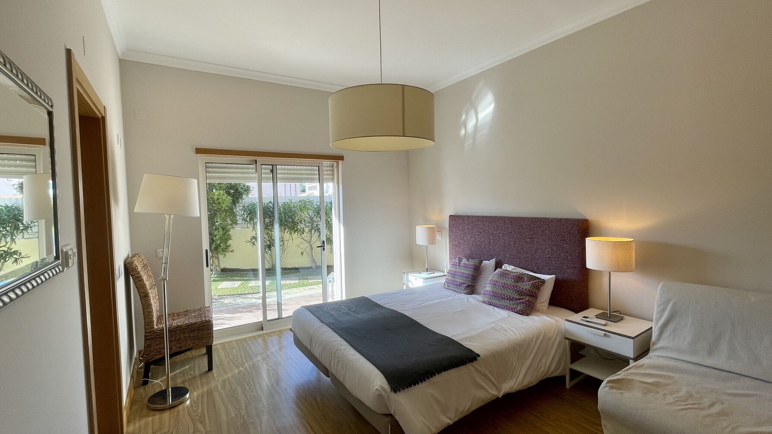 3 Schlafzimmer, Bügeleisen/Bügelbrett