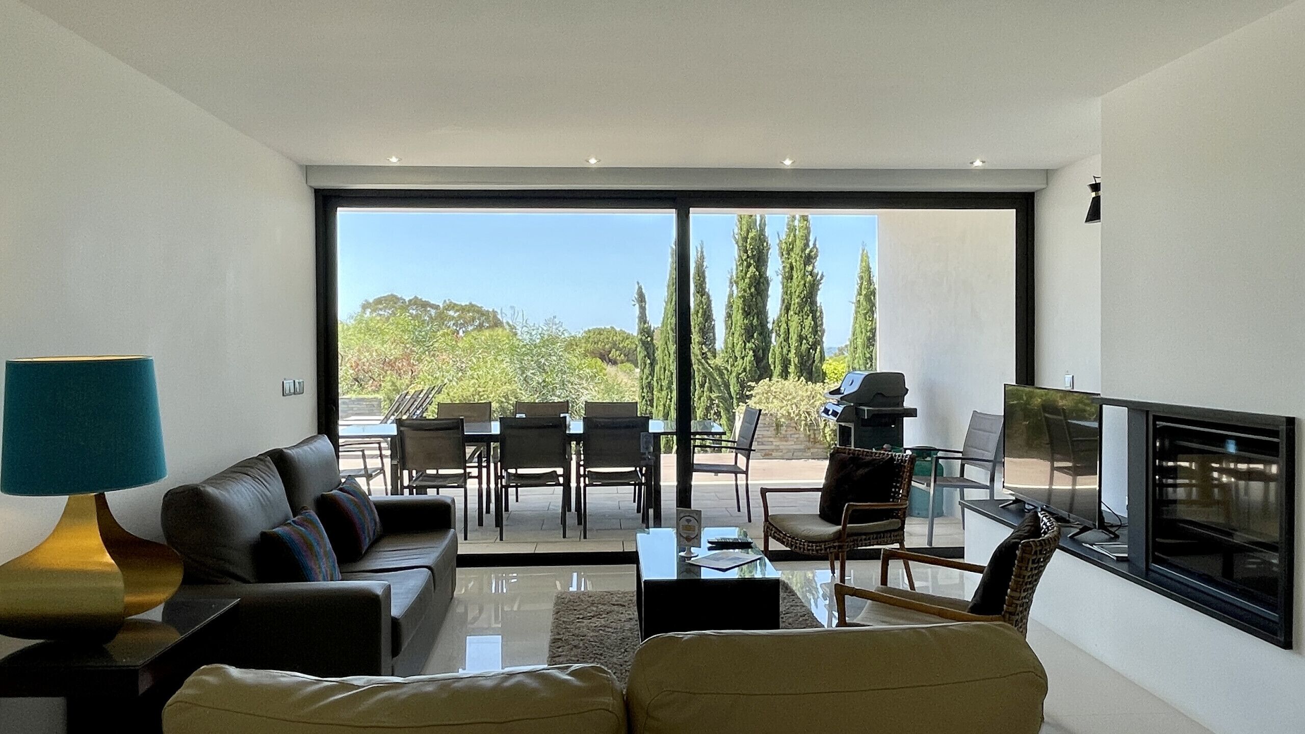 TV, fireplace, foosball, table tennis