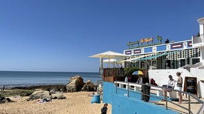 Beach - Medronheira by Check-in Portugal (Albufeira)
