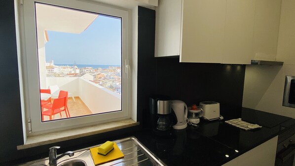 Fridge, microwave, oven, stovetop - Rooftop by Check-in Portugal (Albufeira)