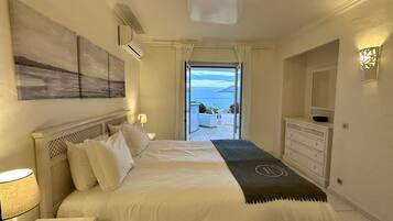 3 bedrooms, iron/ironing board
