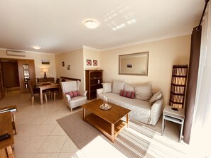 TV - Vista by Check-in Portugal (Albufeira)