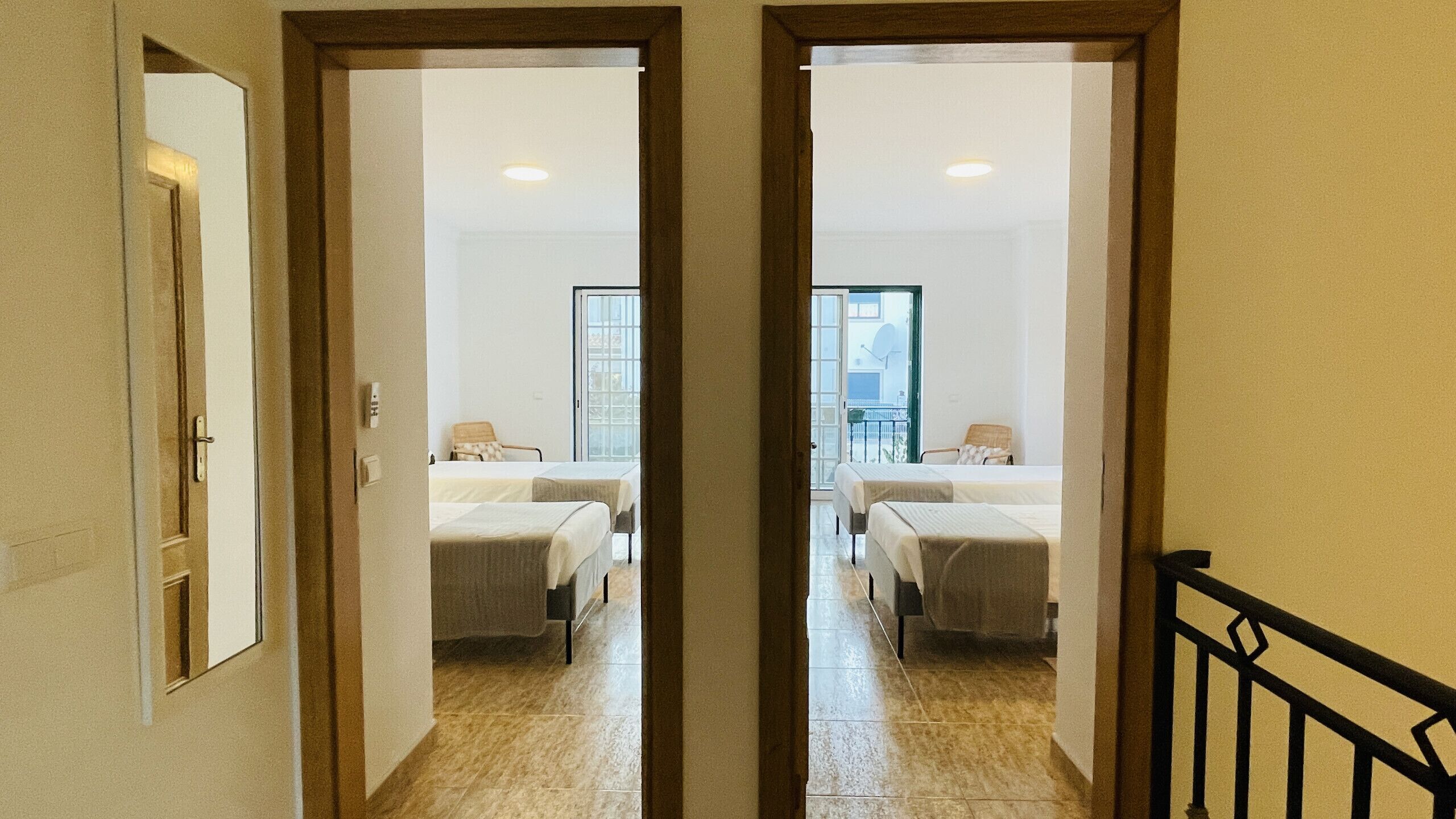 2 habitaciones, tabla de planchar con plancha y wifi 