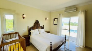 3 Schlafzimmer, Zimmersafe, Bügeleisen/Bügelbrett