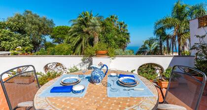 Capri Turquoise by Napoliapartments