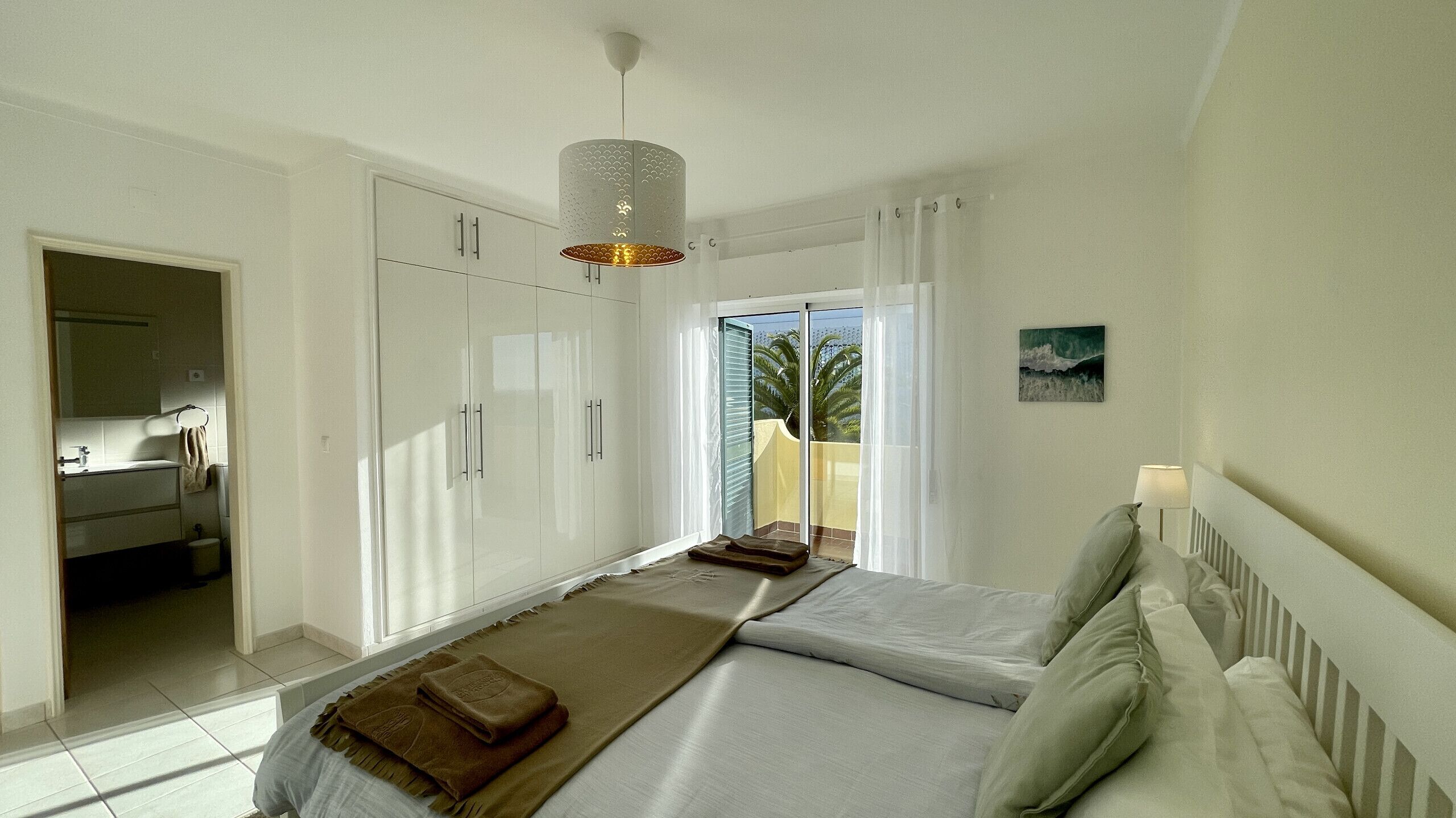 3 bedrooms, iron/ironing board