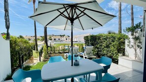 Outdoor dining - Jardim da Oura by Check-in Portugal (Albufeira)