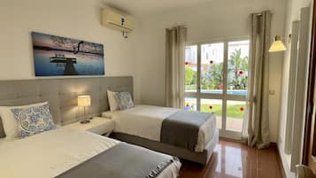 4 chambres, fer et planche à repasser, Wi-Fi