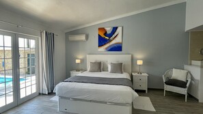 5 bedrooms, iron/ironing board, WiFi