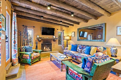 Genuine Santa Fe Work of Art | Near Canyon Rd | Patio | 2 Masters