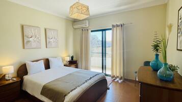 3 soverom og strykejern/-brett