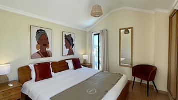 2 bedrooms, iron/ironing board