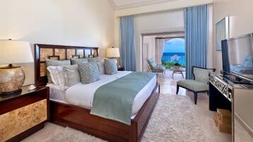 2 bedrooms, in-room safe, iron/ironing board, free WiFi