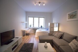 Comfort Studio | Living area - 2ndhomes Comfy Apartment near the Sea (Helsinki)