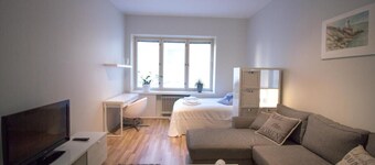 2ndhomes Comfy Apartment near the Sea