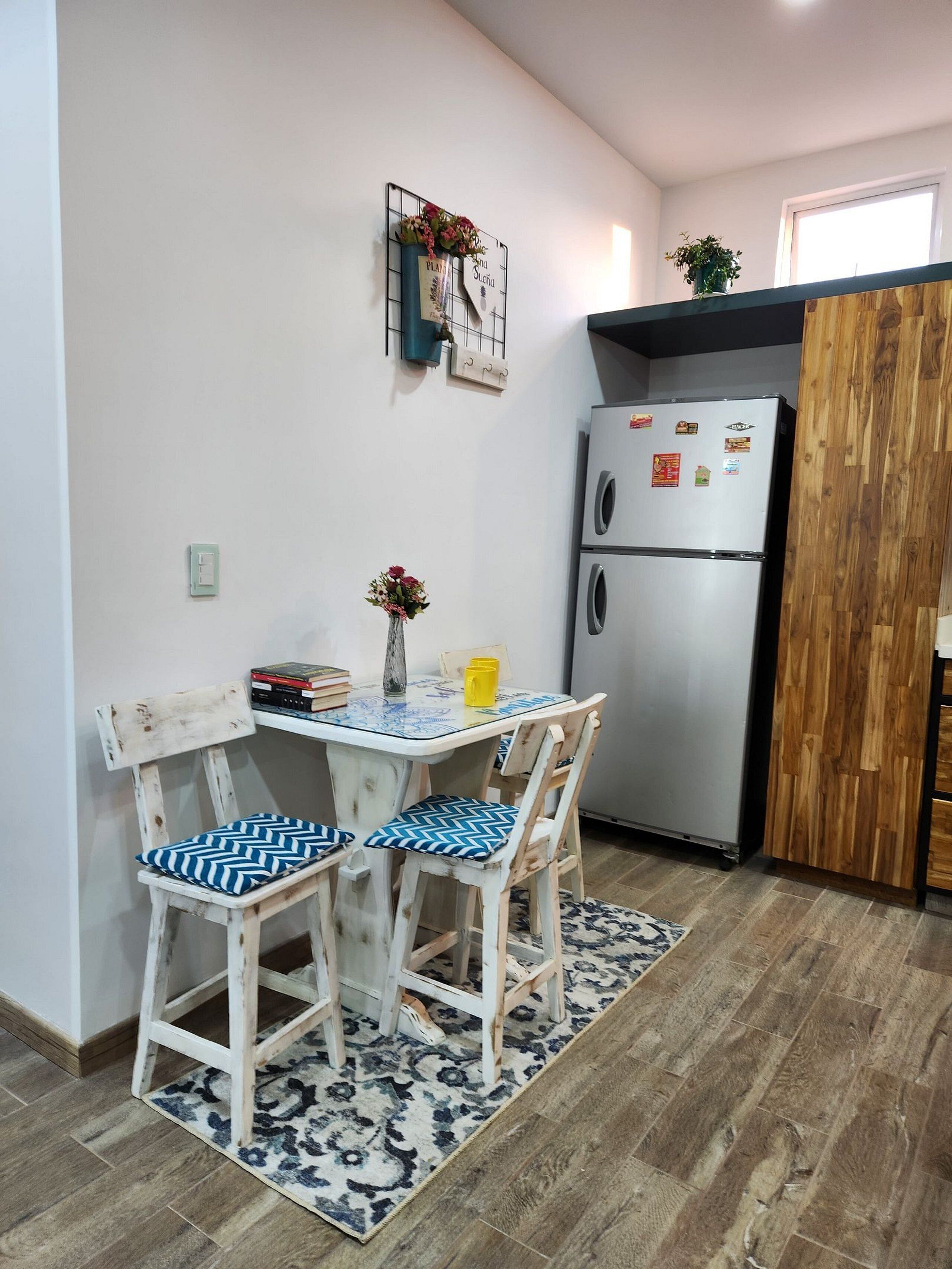 Deluxe Apartment | Dining