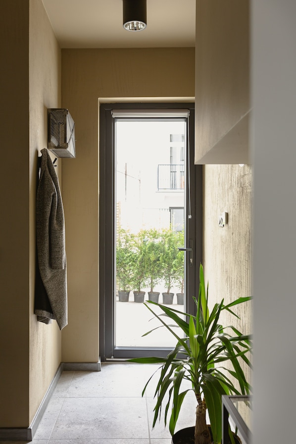 Suite estudio urbana, 1 habitación, planta baja | Vista desde la habitación