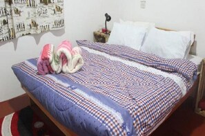 8 bedrooms, iron/ironing board