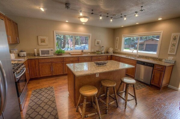 獨棟房屋, 5 間臥室 | 私人廚房 | 電冰箱、咖啡機/沖茶器、烤麵包機