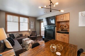 Condo, 2 Bedrooms | Dining - Premium Unit 1403 - Two Bedroom - Zephyr Mountain Lodge 2 Condo (Winter Park)